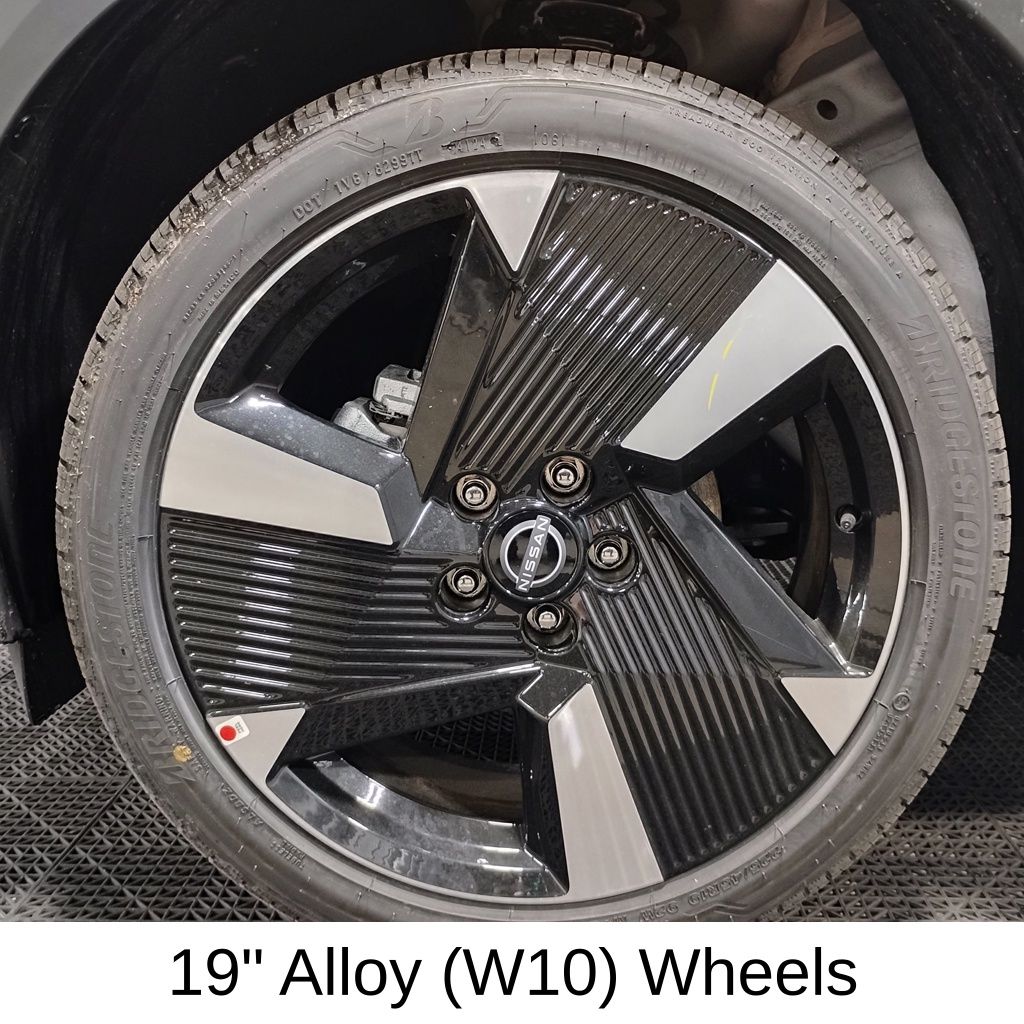 Vehicle image 19 of 39