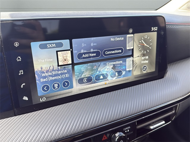 2025 Nissan Kicks SR Image 16 of 31