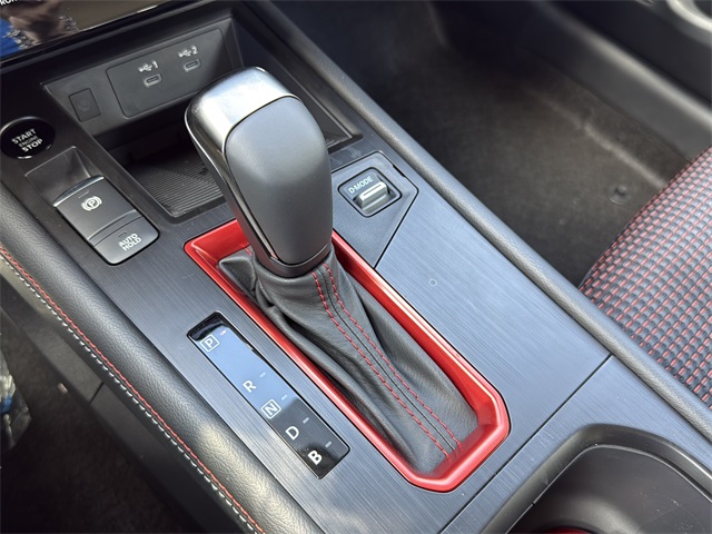 2025 Nissan Kicks SR Image 19 of 31