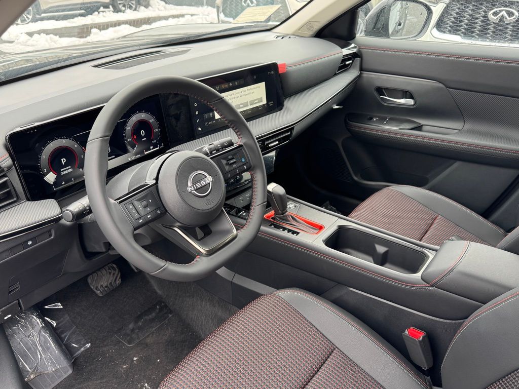 Vehicle image 7 of 22