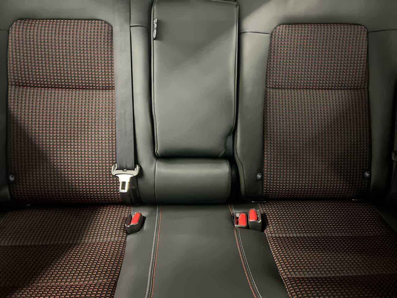 Vehicle image 22 of 26
