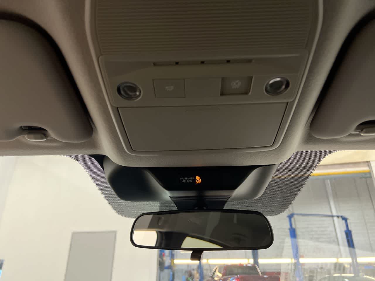 Vehicle image 20 of 26