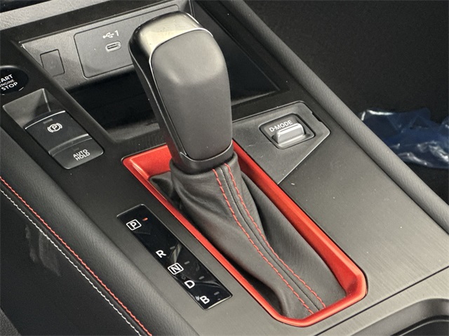 Vehicle image 19 of 25