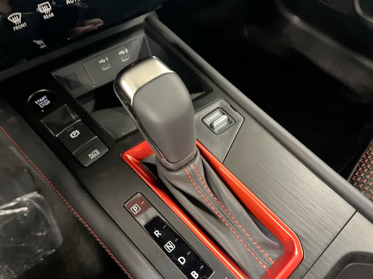 Vehicle image 19 of 27