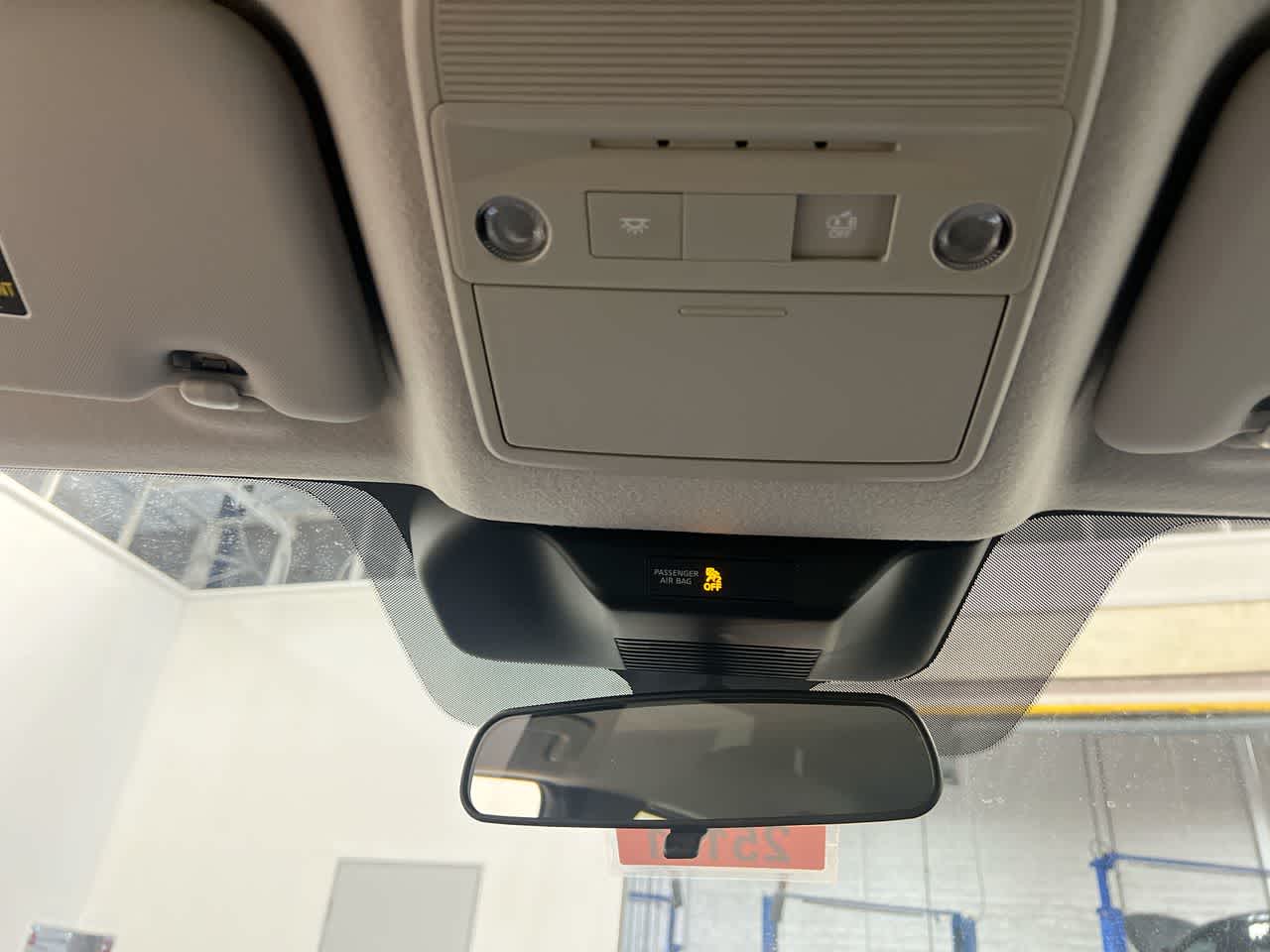 Vehicle image 20 of 27