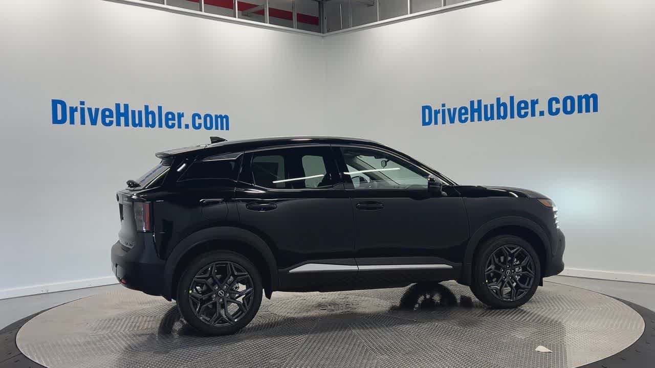 Vehicle image 7 of 27