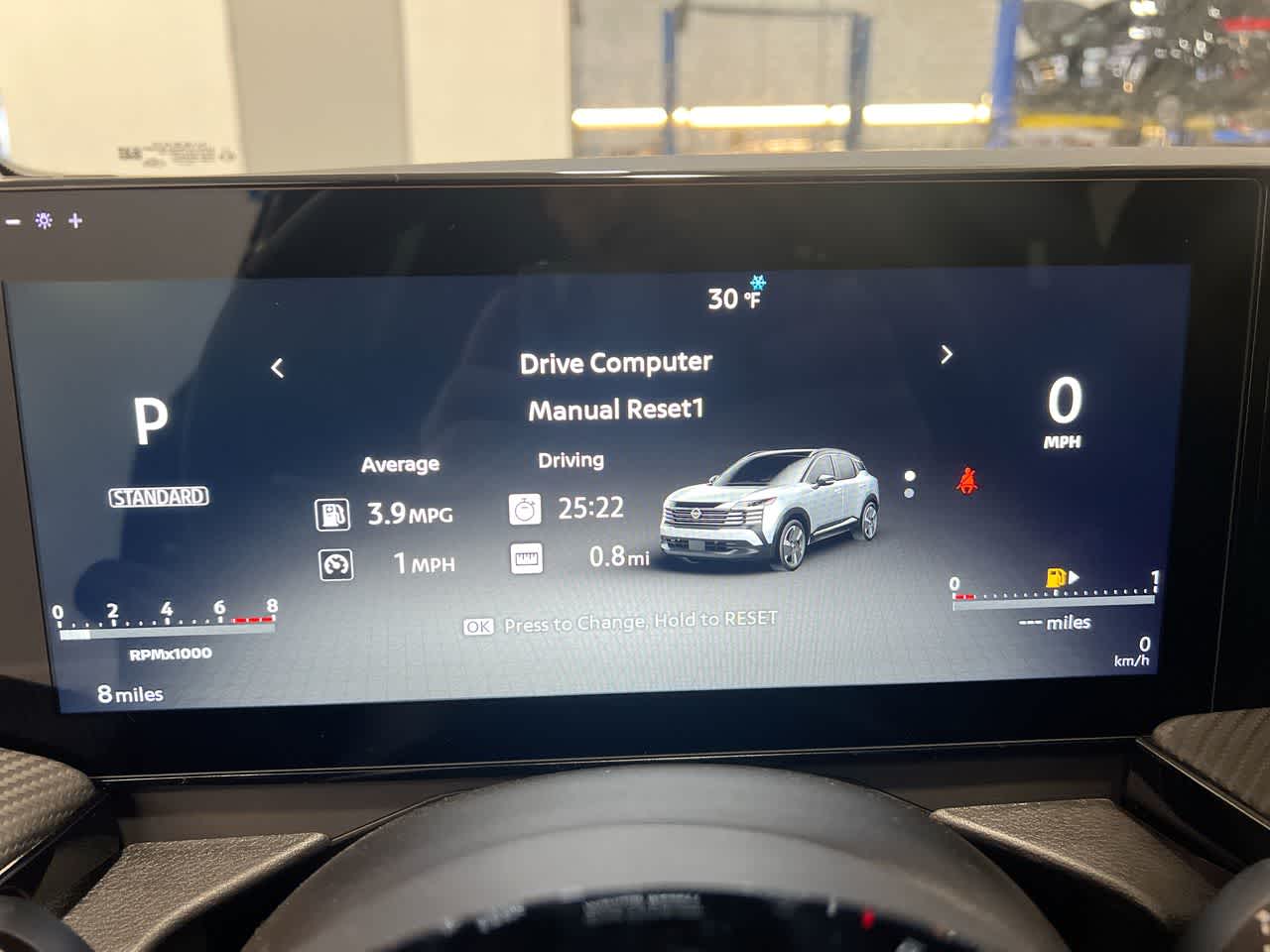 Vehicle image 14 of 27