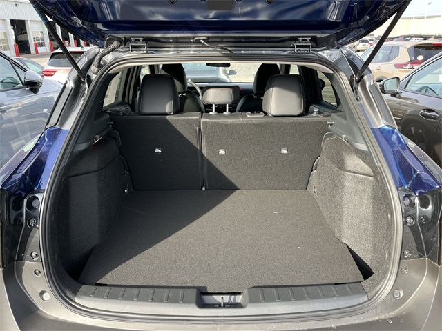 Vehicle image 22 of 25