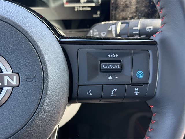 2025 Nissan Kicks SR Image 30 of 31