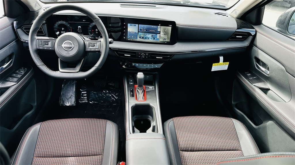 Vehicle image 14 of 30