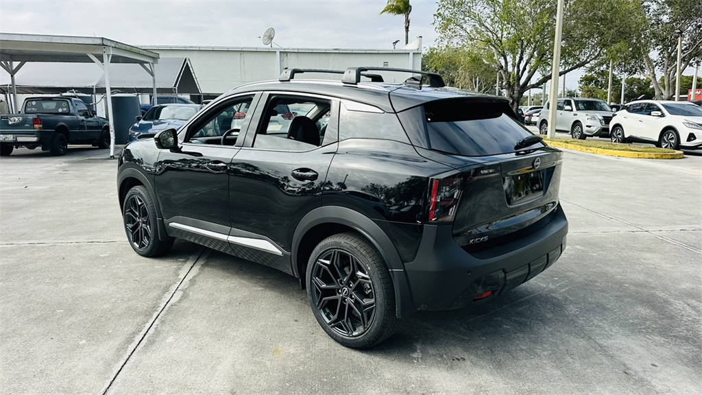 Vehicle image 6 of 30