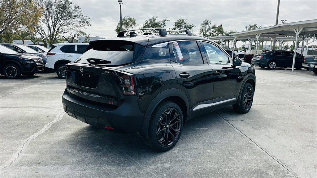 Vehicle image 5 of 30