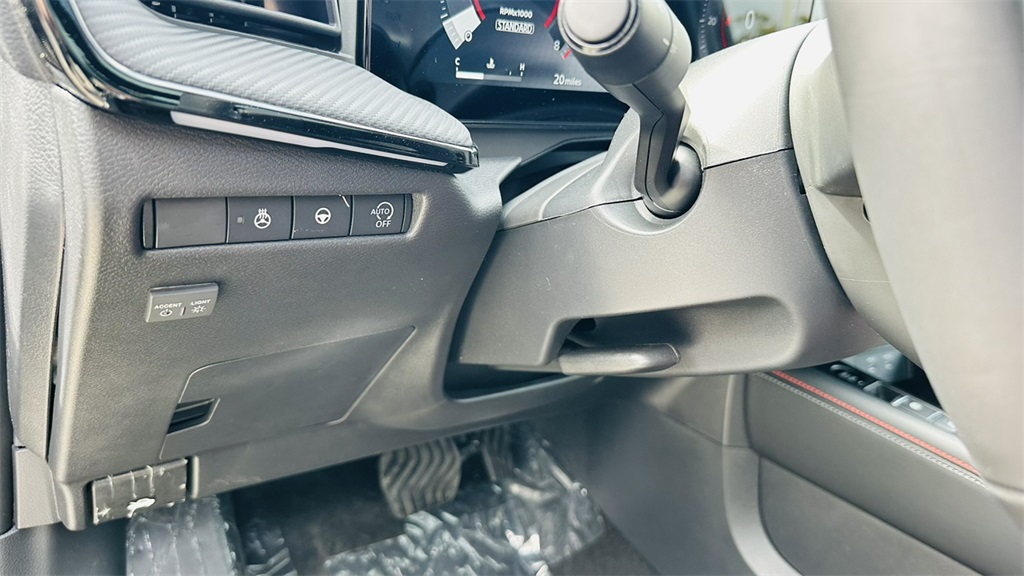 Vehicle image 26 of 30
