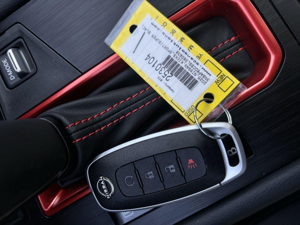 Vehicle image 33 of 33