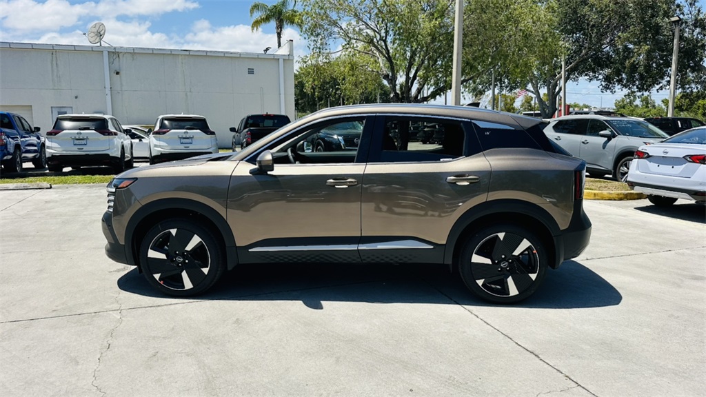 Vehicle image 7 of 29