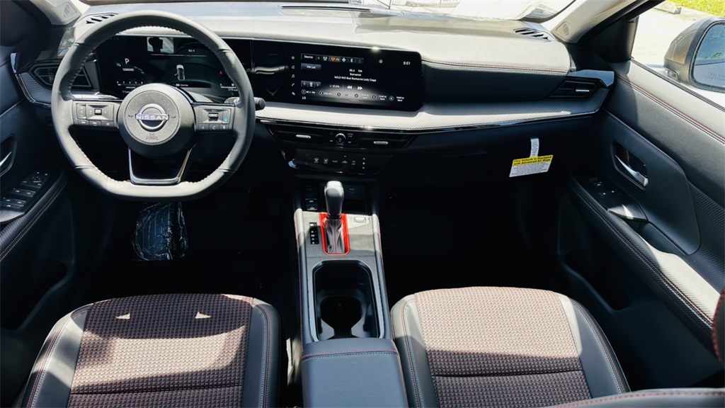 Vehicle image 14 of 29