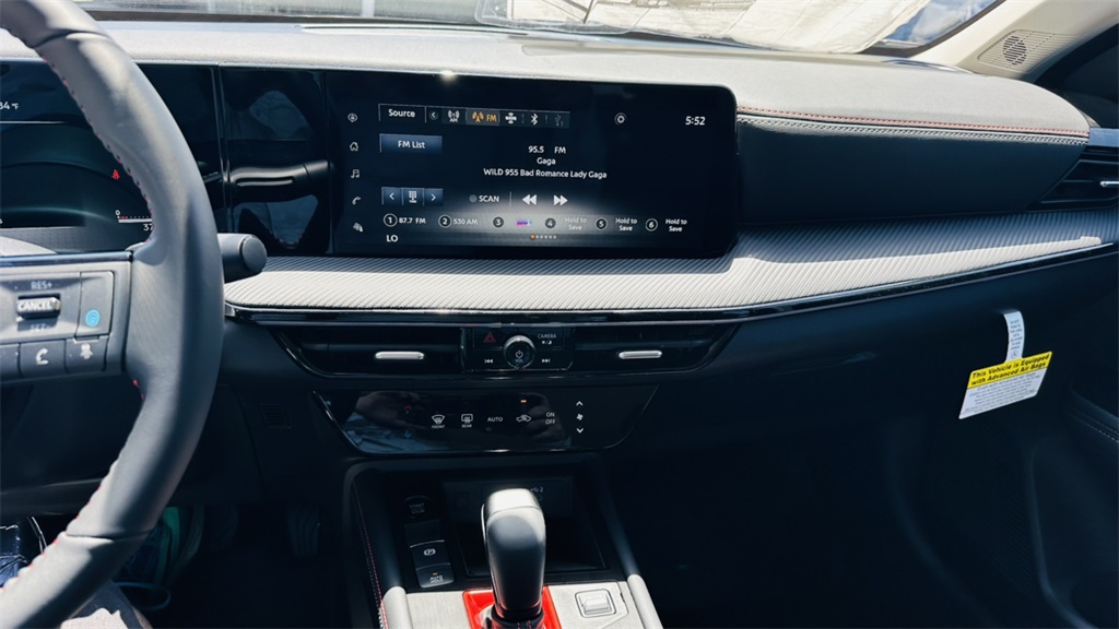 Vehicle image 16 of 29