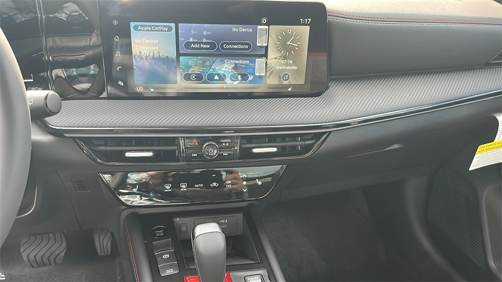Vehicle image 18 of 31