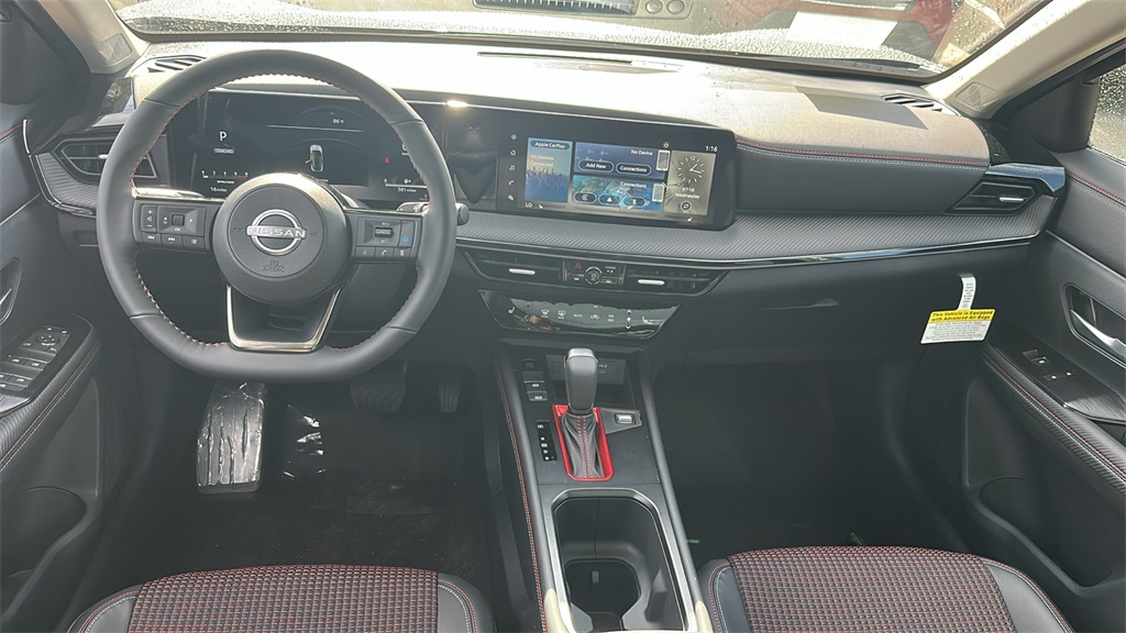 Vehicle image 13 of 31