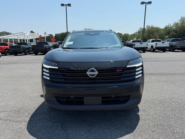 2025 Nissan Kicks SR Image 31 of 33