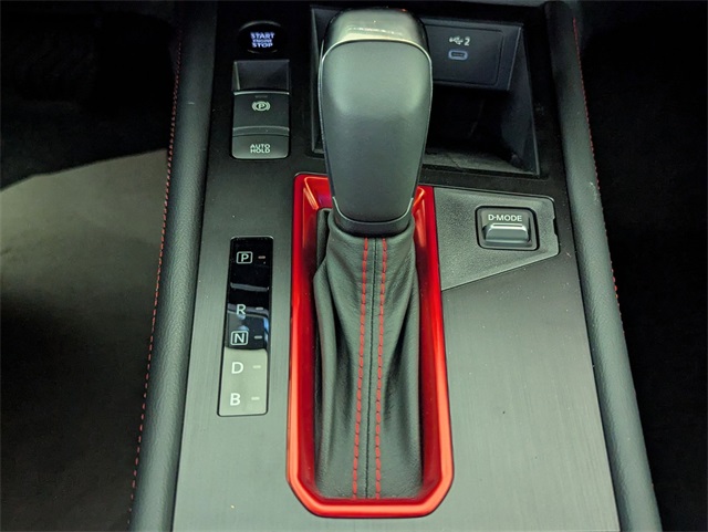 Vehicle image 19 of 21