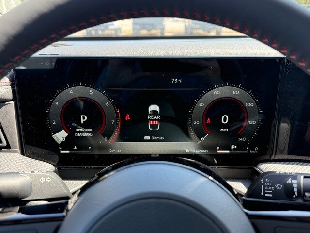 2025 Nissan Kicks SR Image 18 of 31