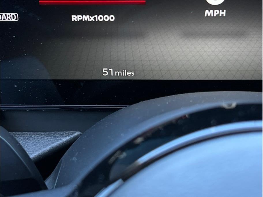 Vehicle image 20 of 23