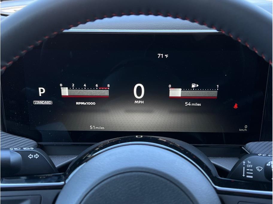 Vehicle image 12 of 23