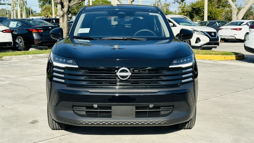Vehicle image 2 of 28