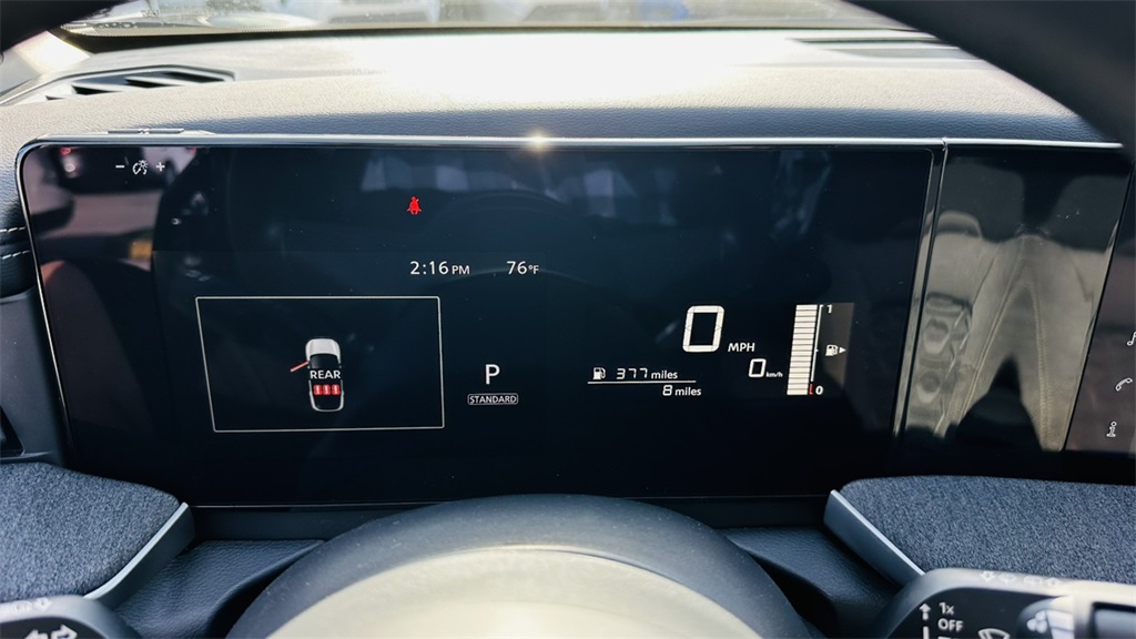 Vehicle image 19 of 28