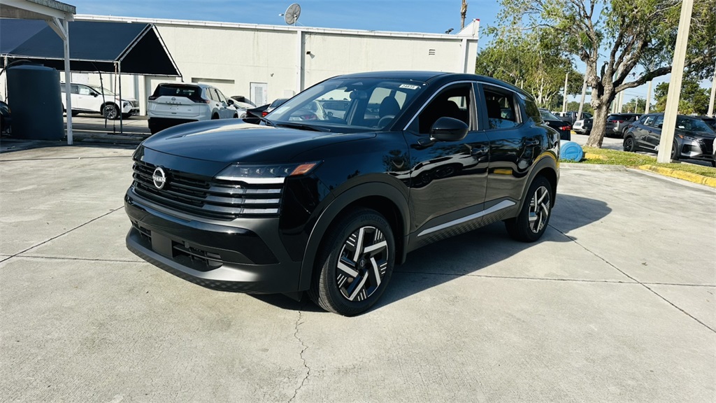 Vehicle image 1 of 28