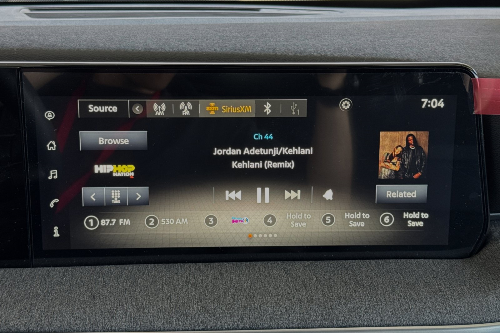 Vehicle image 18 of 24