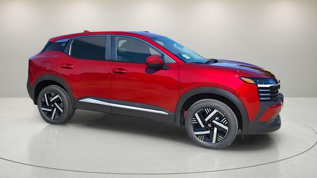2025 Nissan Kicks SV Image 2 of 25