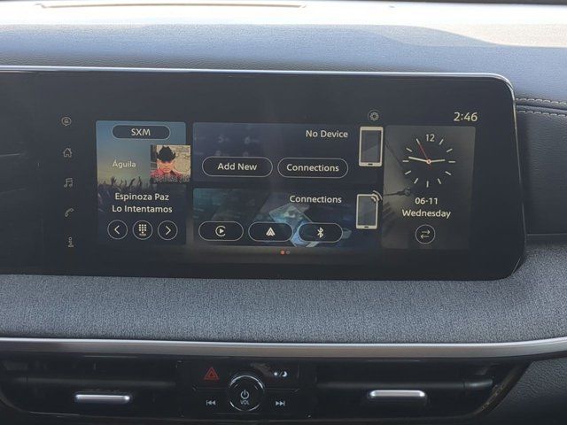 Vehicle image 20 of 29