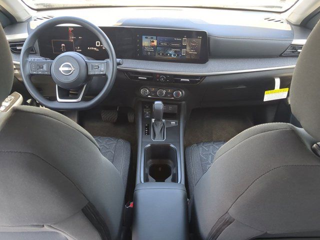 Vehicle image 16 of 29