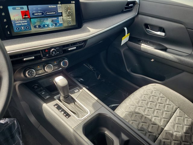 Vehicle image 29 of 30