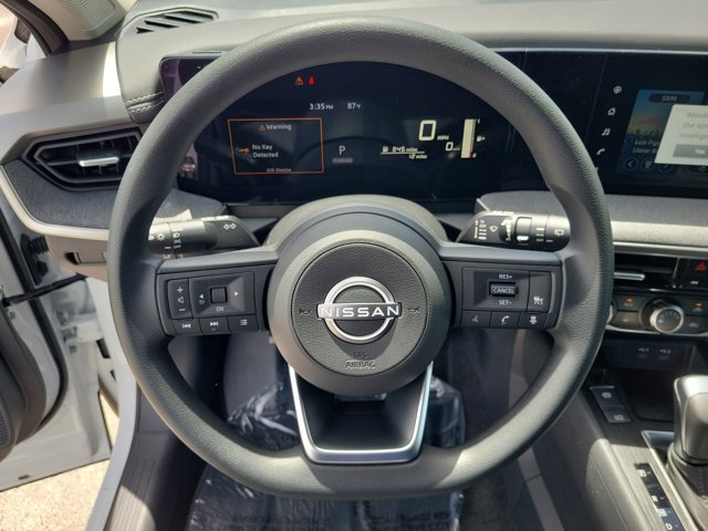 Vehicle image 20 of 30