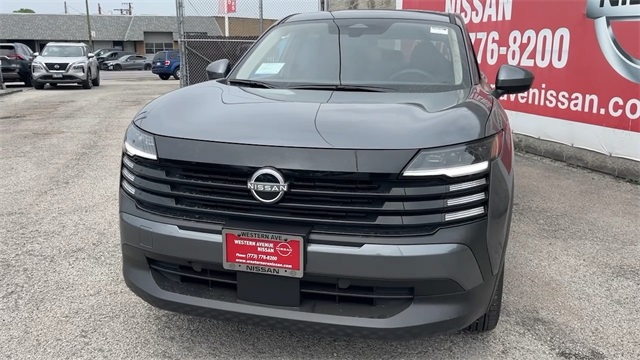 Vehicle image 17 of 20