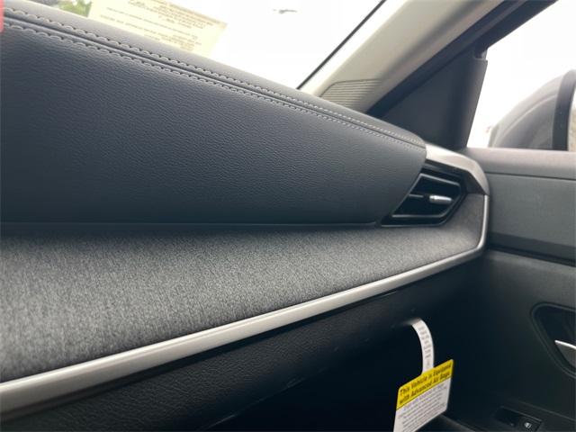 Vehicle image 15 of 20