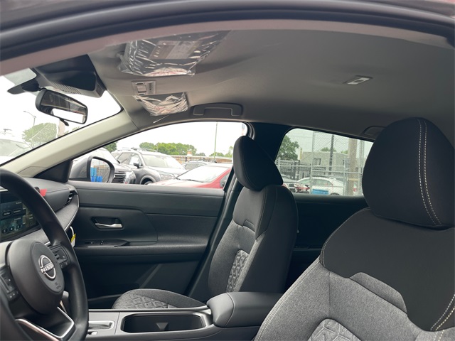 Vehicle image 12 of 20