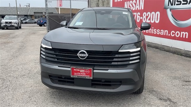 Vehicle image 16 of 20