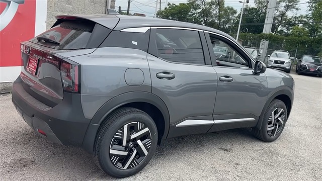 Vehicle image 7 of 20