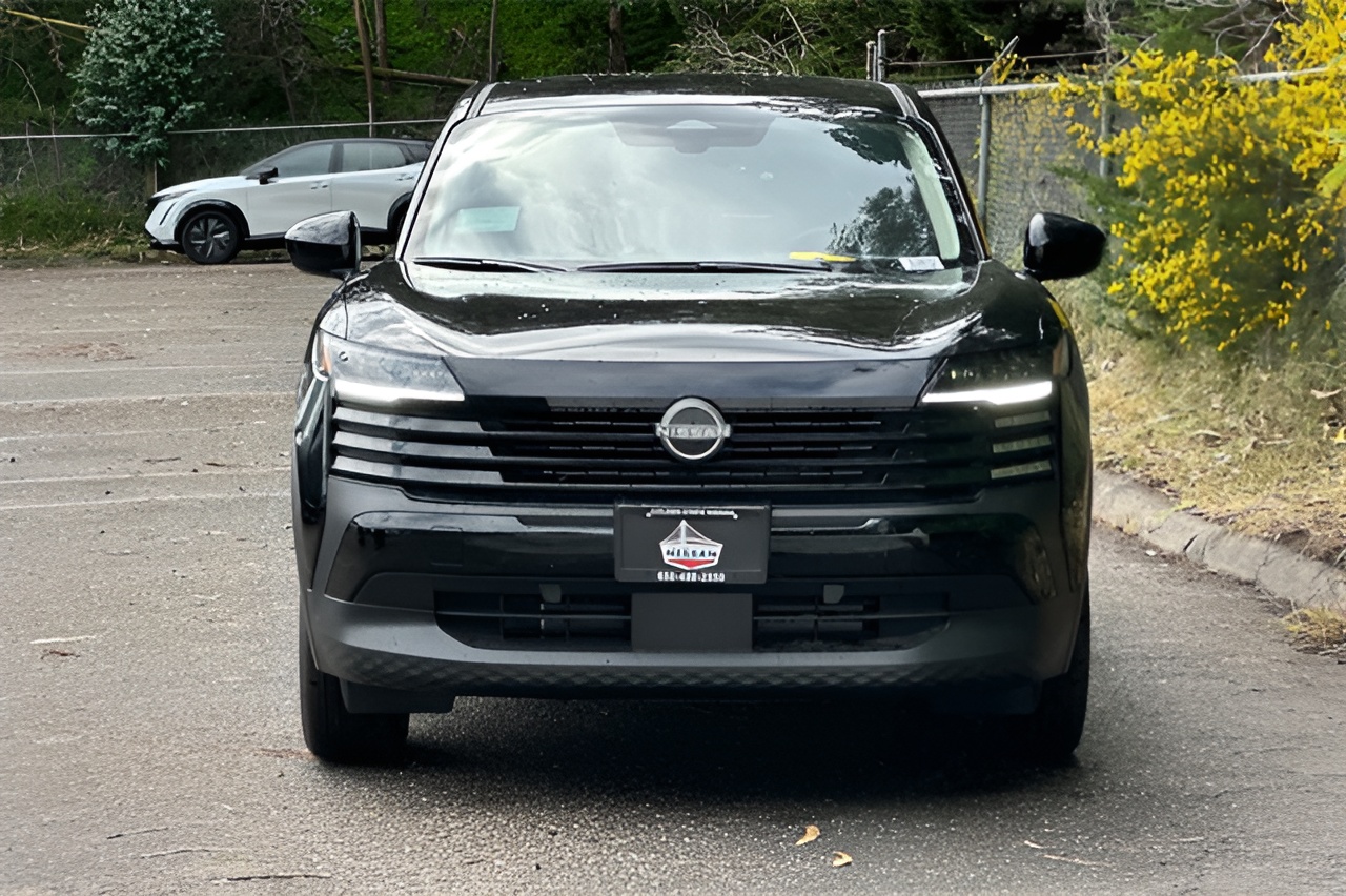 Vehicle image 22 of 27