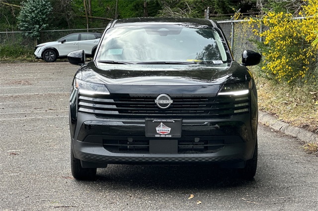 Vehicle image 1 of 27
