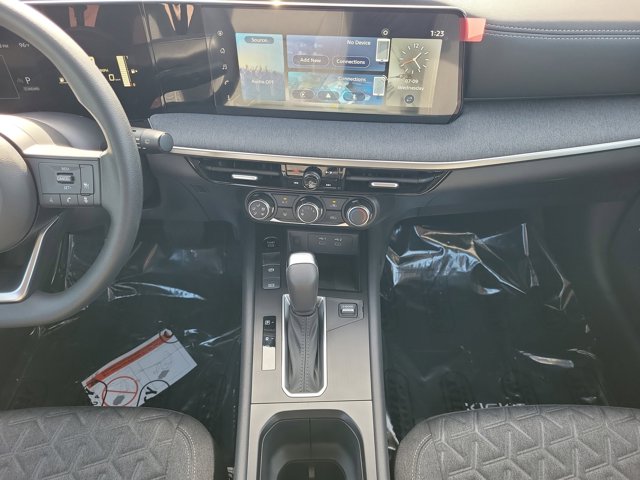 Vehicle image 13 of 30