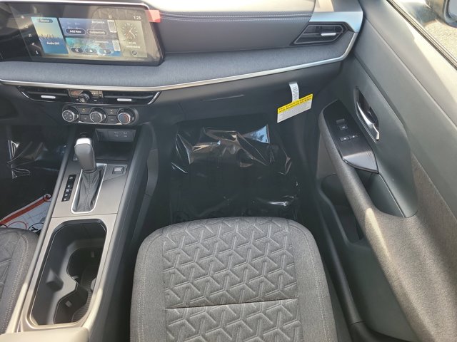 Vehicle image 23 of 30