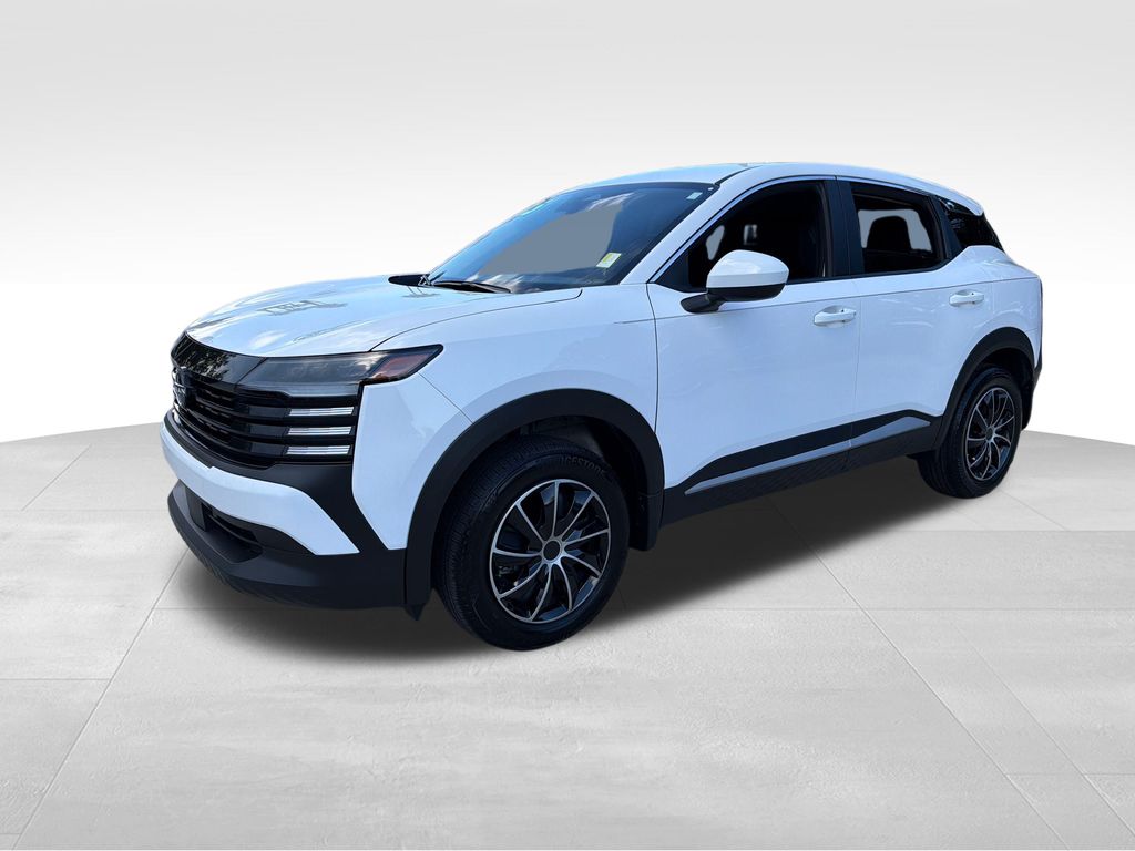 2025 Nissan Kicks SV Image 1 of 32