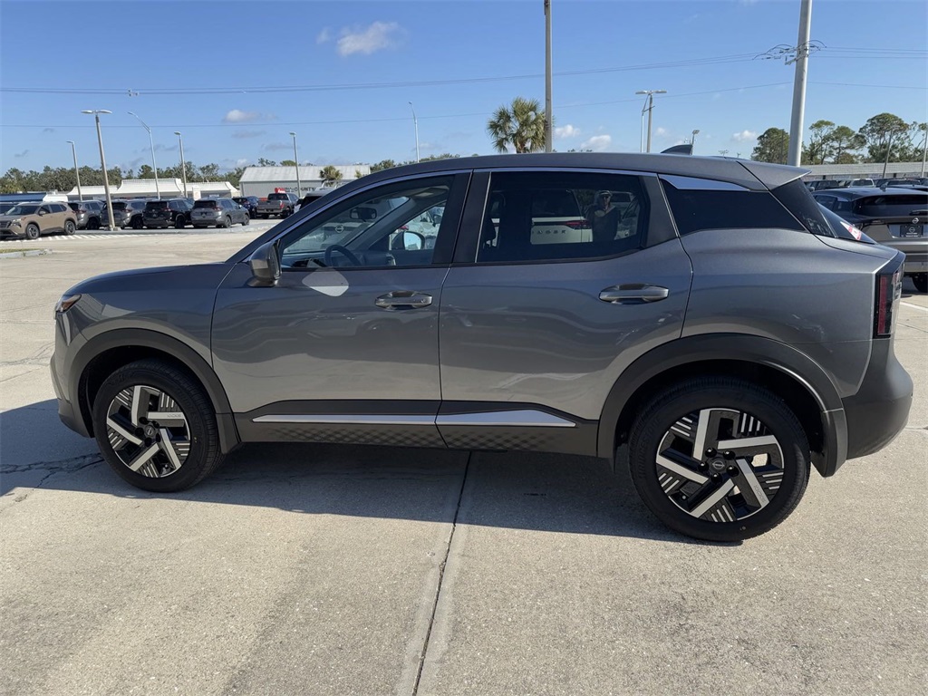 Vehicle image 6 of 33