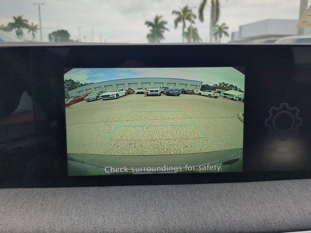 Vehicle image 18 of 29