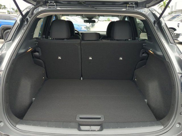 Vehicle image 10 of 29